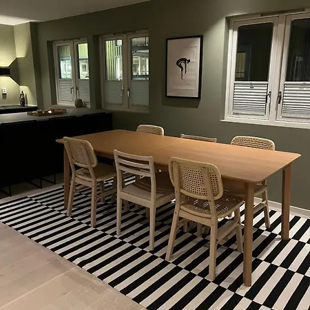 דירה Beautiful House - Walking Distance Of Everything
